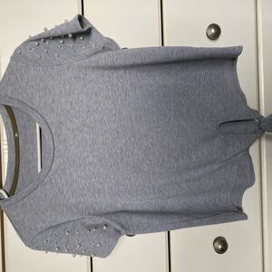 Gray Short Sleeve Top with Pearl Accents